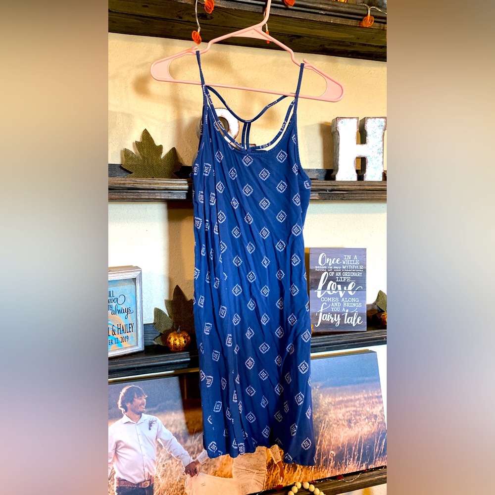 Perfect beach/summer dress.